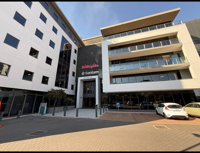 604M² OFFICE TO LET IN PARKTOWN